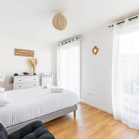Apartment Guestready - Bright And Stylish Near Paris